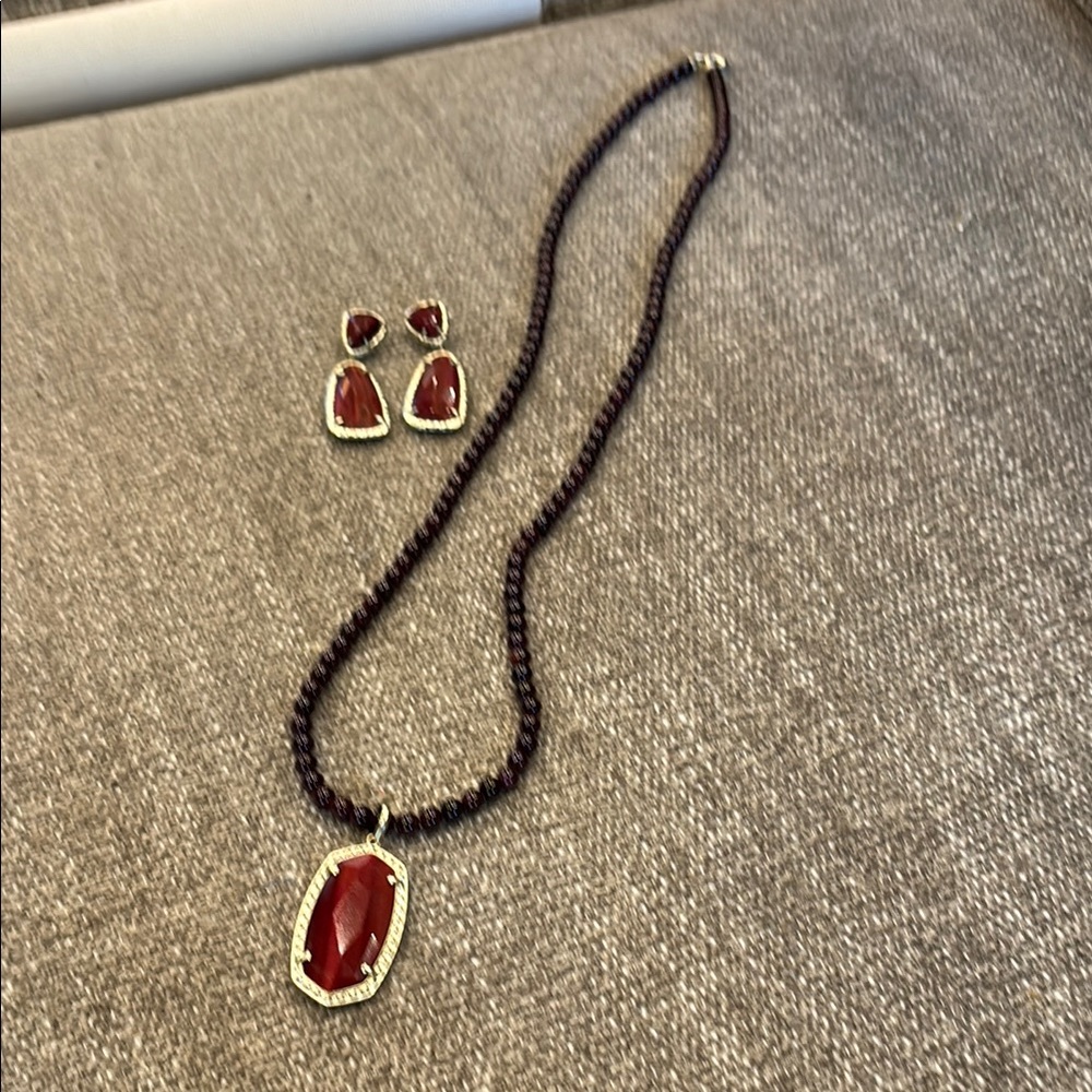 Kendra Scott Red and Gold Necklace and earrings set
